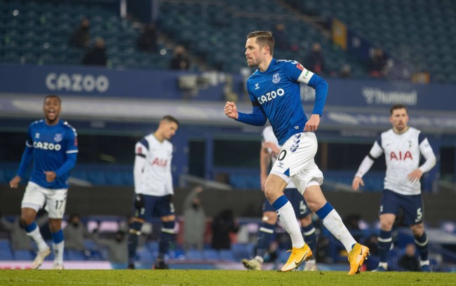 心理学家指 心理学家指